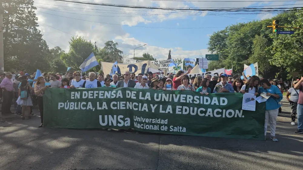 ec63598f-a2dc-4c39-b548-19ffc571c648