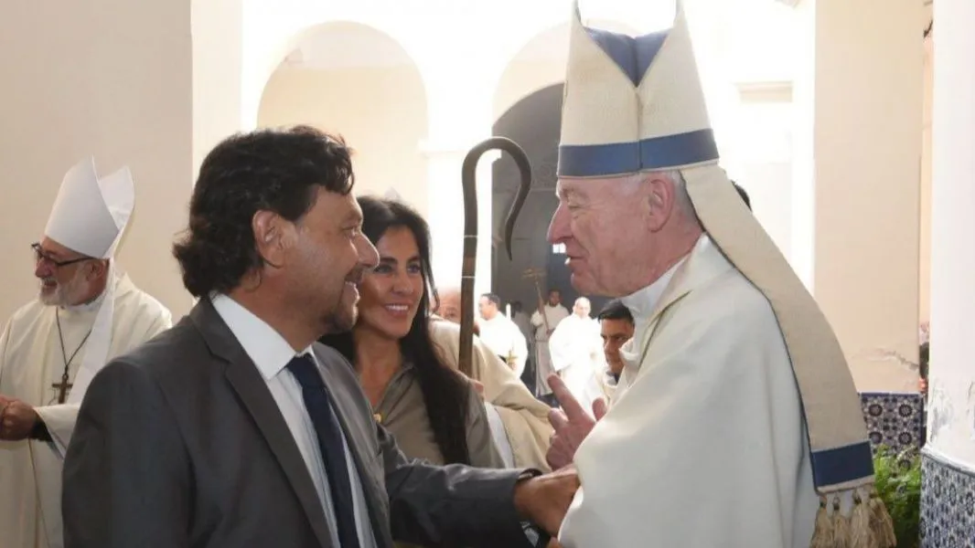 97736-el-gobernador-saenz-participo-del-primer-dia-del-triduo-del-milagro