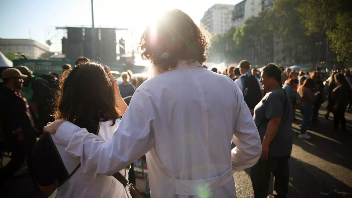 2f94adb2-9c78-428f-9bc3-a51fde185ac4_16-9-discover-aspect-ratio_default_0