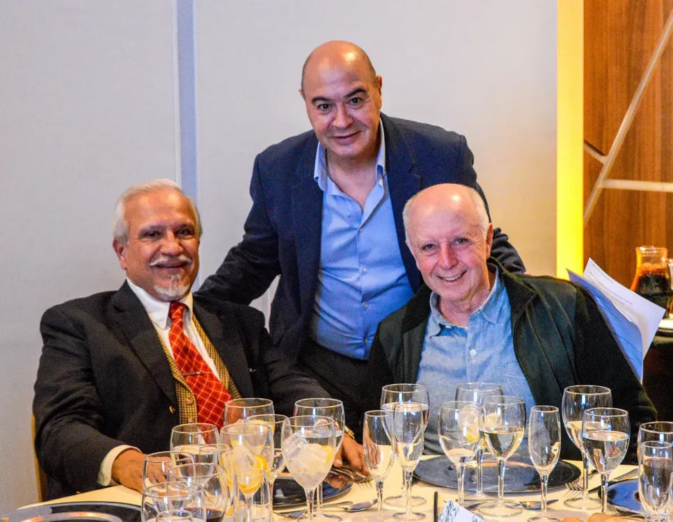 Juan Carlos Romero- Fernando Palópolis y José Luis Gambetta en la cena de Salta Basket
