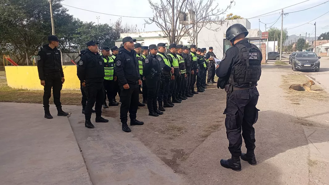 102067-operativos-de-proteccion-ciudadana-en-distintos-barrios-de-capital