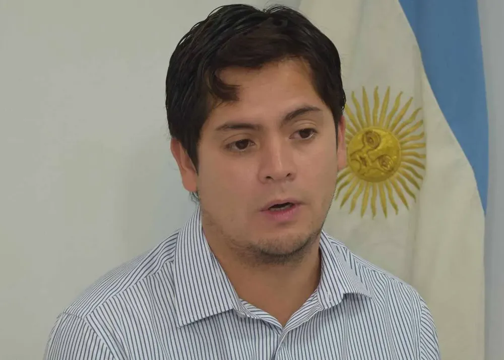 Hernández Berni con la titular del Registro Civil (7)