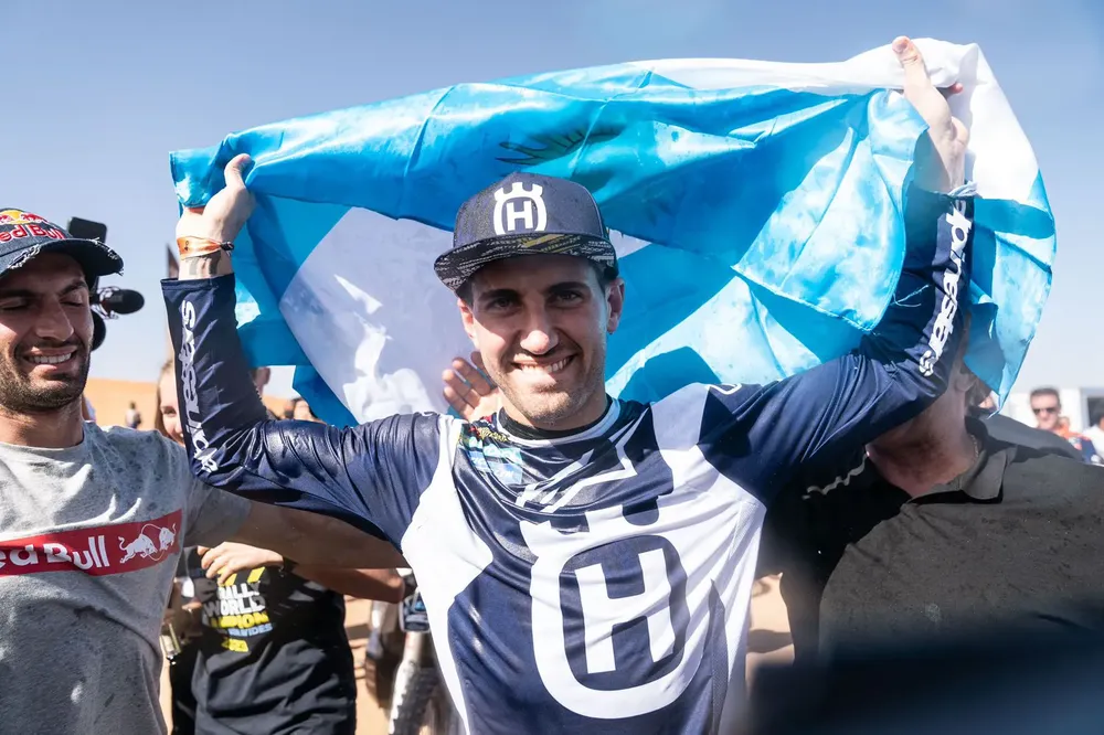 Luciano Benevides campeón mundial (1)