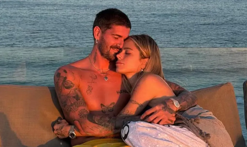 Tini Stoessel y Rodrigo De Paul