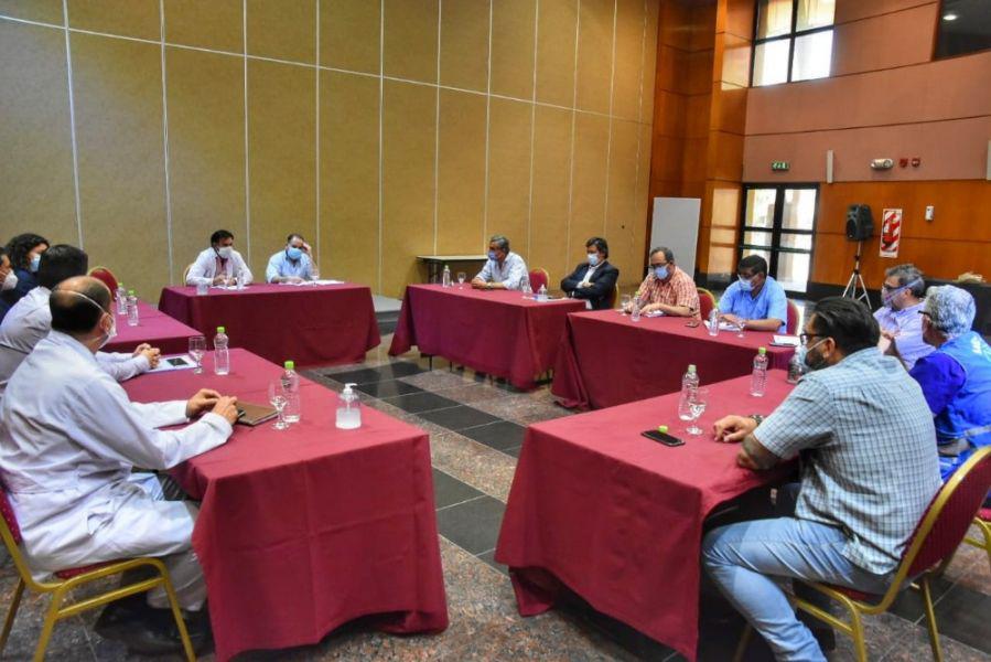 72406-el-gobierno-amplia-la-disponibilidad-de-camas-para-terapia-intensiva-en-hospitales-de-capital