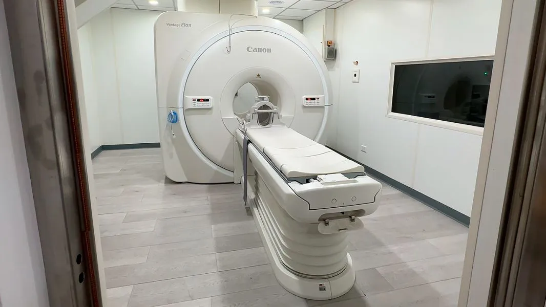 13472-entro-en-funcionamiento-un-nuevo-resonador-magnetico-en-tomografia-del-estado-20240815121222