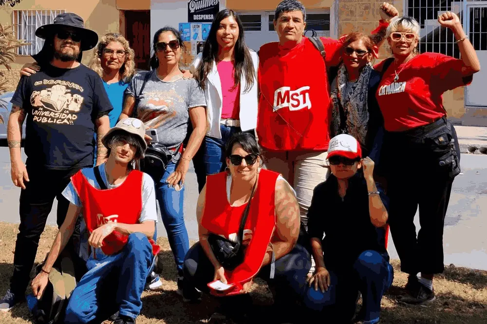 Andrea Villegas y lols candidatos del MST