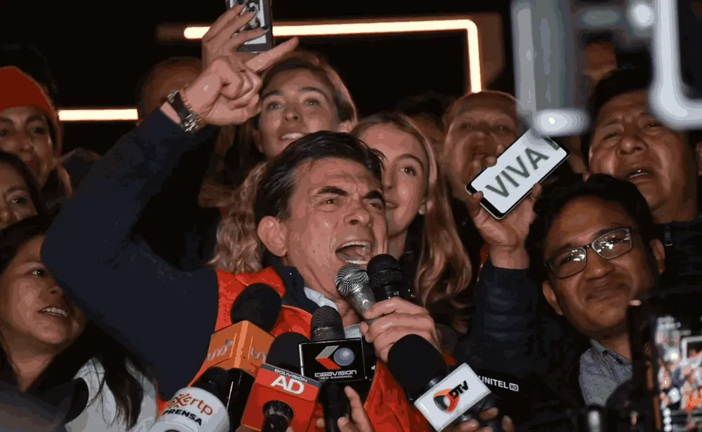 BOLIVIA Rodrigo Paz Pereyra sorprendió en las elección y va a balotaje con Jorge Quiroga en Octubre