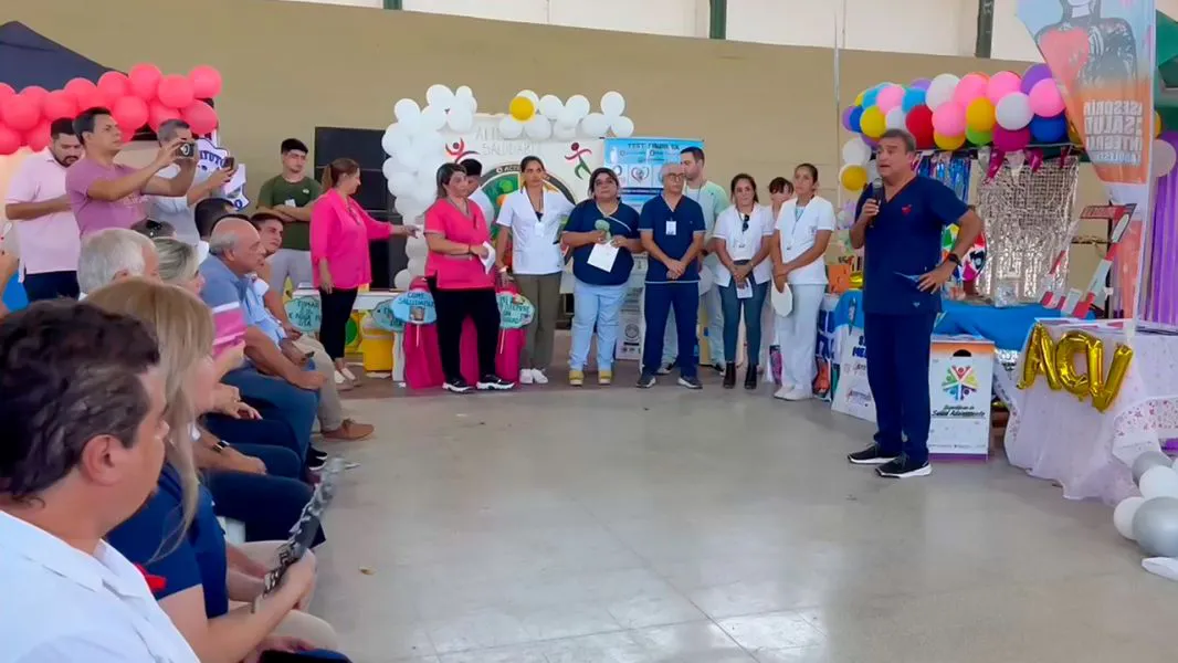 el-gobierno-de-la-provincia-comenzo-a-vacunar-contra-el-dengue-al-personal-estrategico-del-area-de-seguridad-y-educacion 2