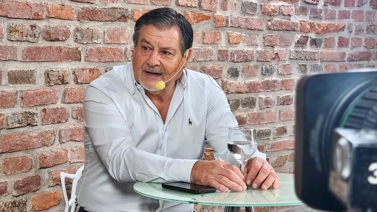 Luis Mendaña (2)
