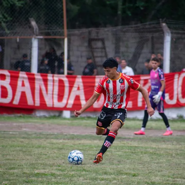 Nahuel Zapatiel - el lobo jujeño ascien de a un talento guemense (8)