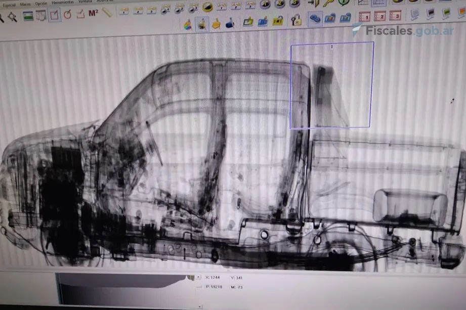 Gendarmería - el scanner permitió el hallazgo de la droga tras el hallazgo de parte de los perros antinarcóticos