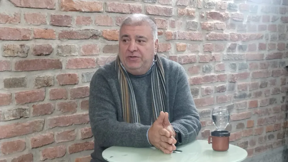 Adrián Zigarán (5)