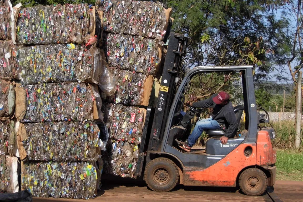 60ba7e9cec336