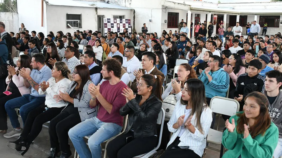 11699-el-gobernador-saenz-inauguro-el-ciclo-lectivo-2024-de-la-sede-upateco-en-rosario-de-lerma-20240418115043