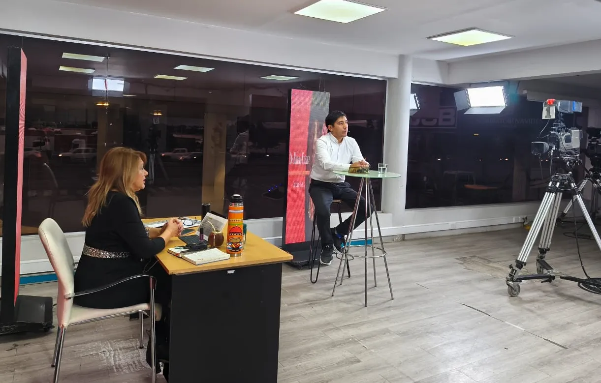 Adrián Ustarez  (3)