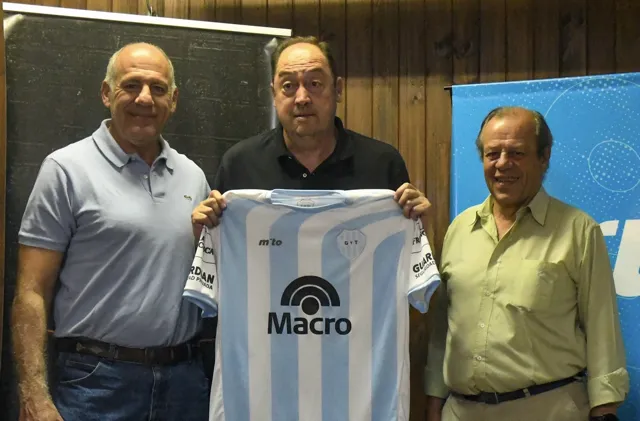 d6964a1d-2d1f-41ac-b951-658df0649d3f de tamaño mediano