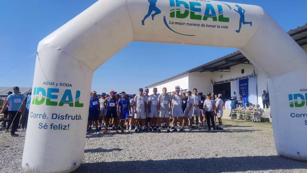 105095-la-escuela-de-cadetes-celebro-su-25-aniversario-con-una-maraton-institucional
