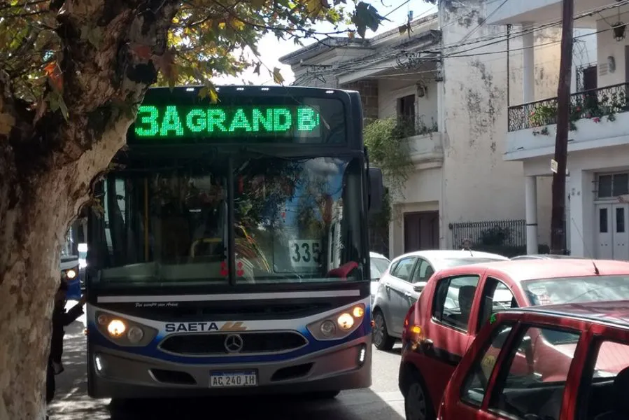 73865-servicios-de-saeta-durante-para-navidad-y-anio-nuevo
