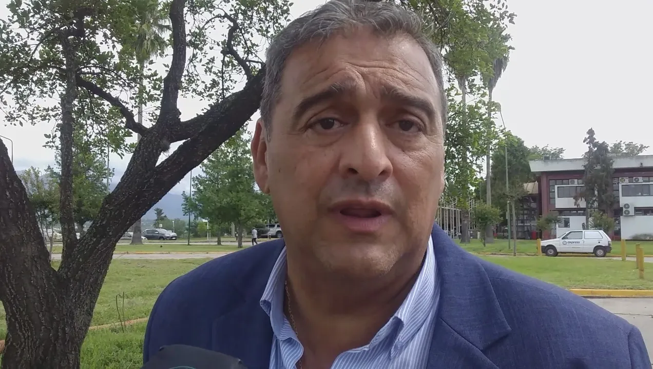 Federico Mangione-ministro de Salud