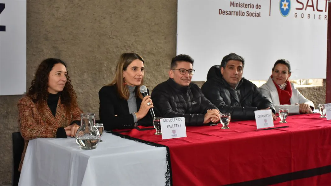 95623-inicio-el-ciclo-lectivo-de-constructoras-con-mas-de-100-mujeres-y-diversidades-participantes