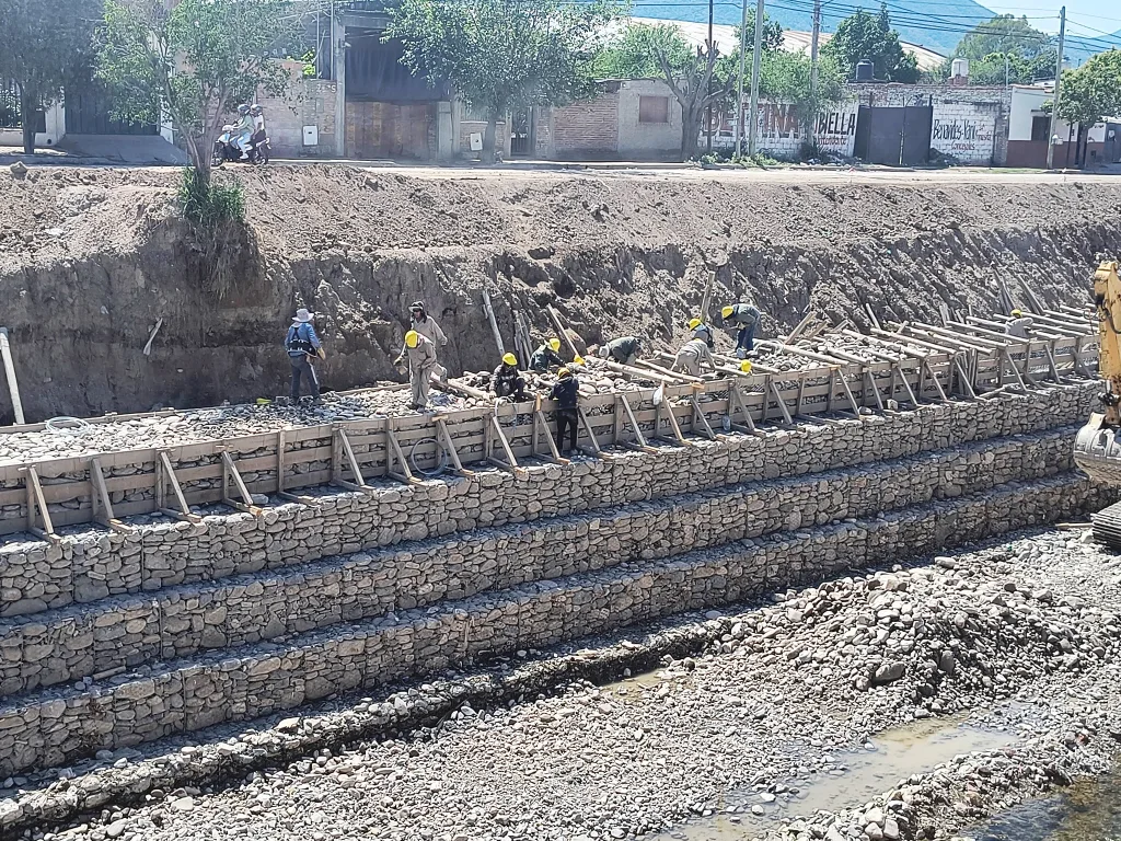 obras-reconstruccion-canal-yrigoyen-1-1024x768