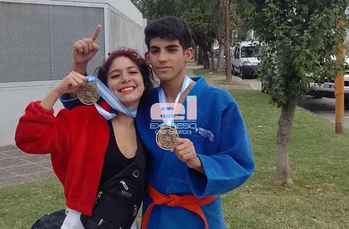 Ariadna Rivero y Valentino Rivero campeone en Córdoba 010