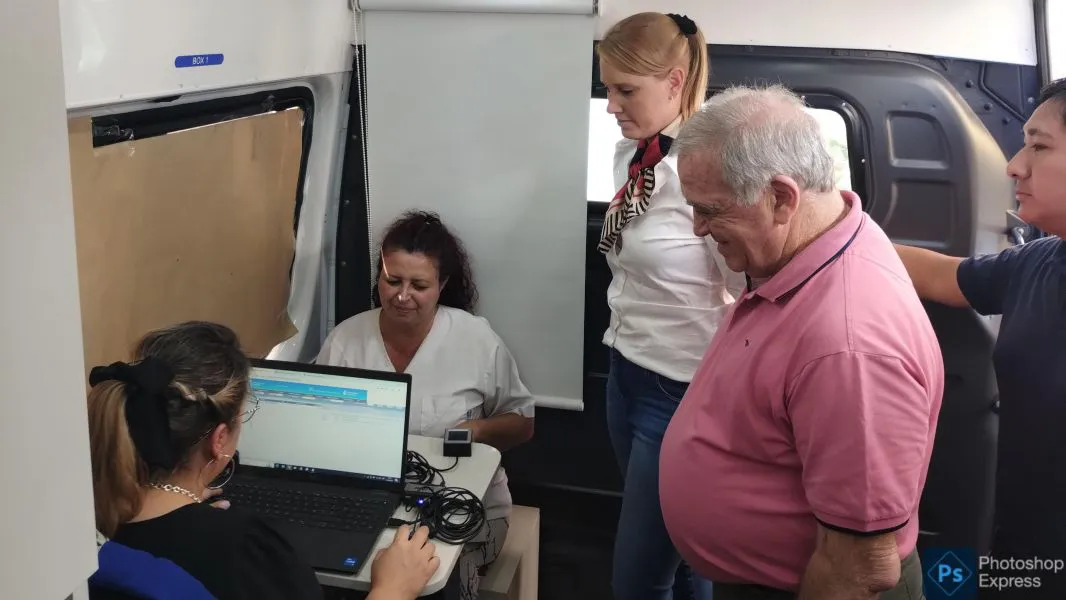 95220-en-el-operativo-de-identificacion-en-el-mercado-san-miguel-se-tomaron-mas-de-500-tramites