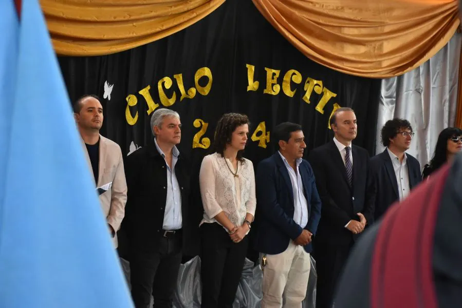 6167-mas-de-400-mil-estudiantes-saltenios-retoman-las-clases-en-2024-marcando-el-regreso-a-la-presencialidad-en-la-provincia