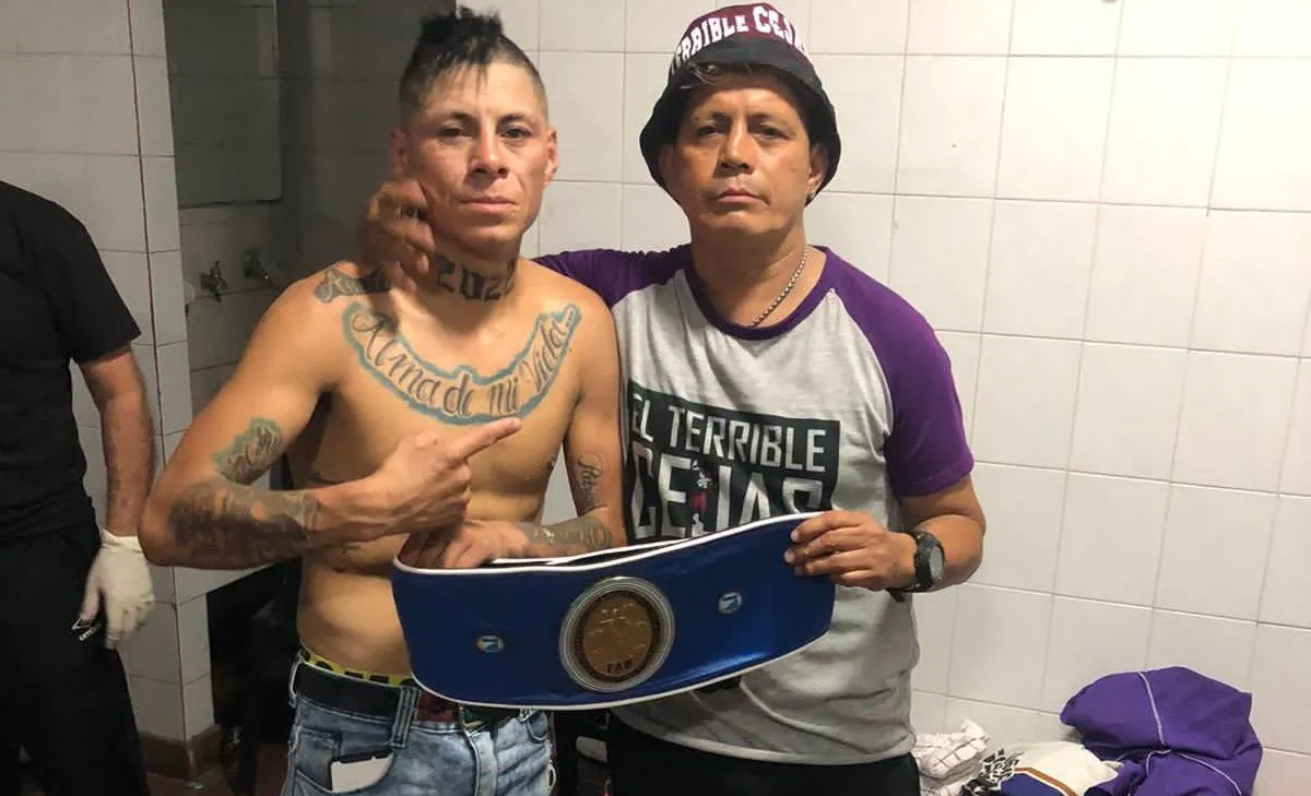 Gabriel El Terrible Cejas campeón con su papa el inoxidable Juan Carlos Cejas (3)