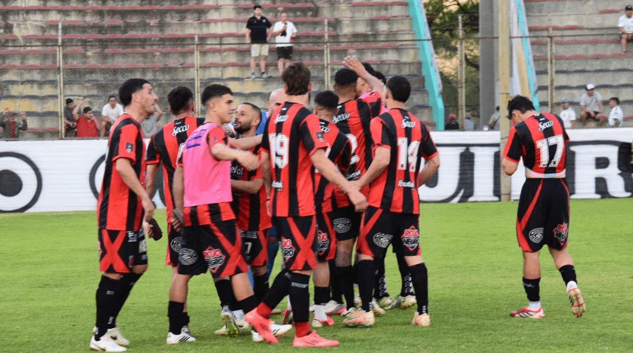 Defensores de Belgrano festejó en Salta