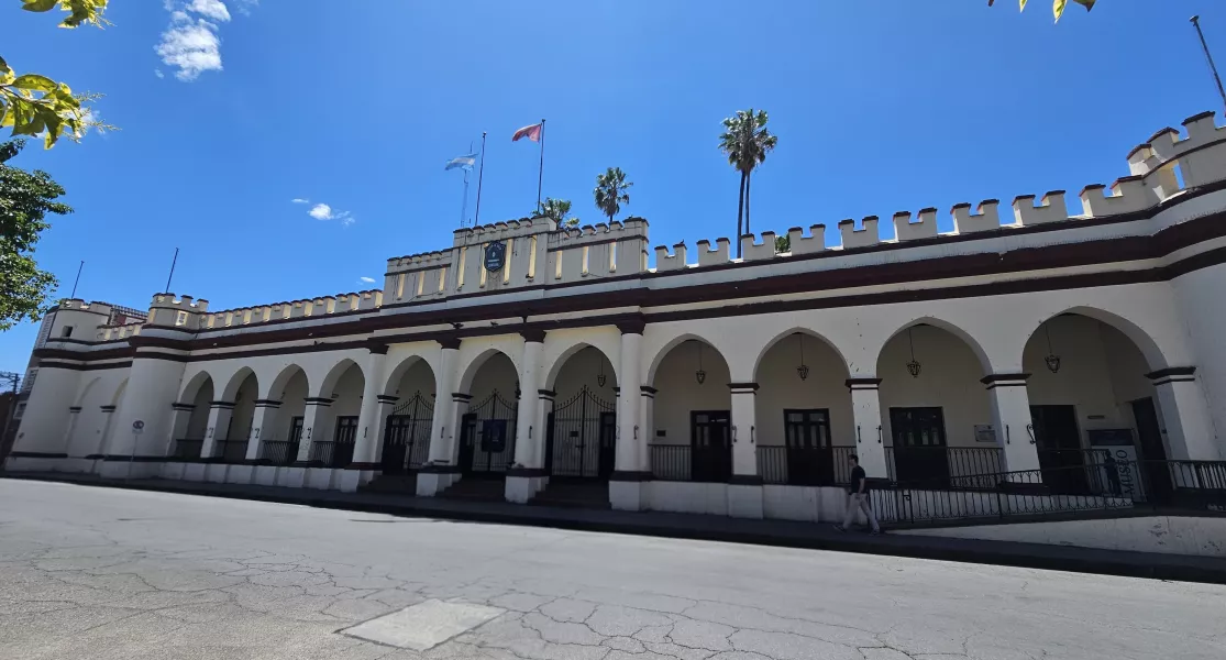 110453-policia-de-salta-aparto-de-sus-funciones-a-dos-efectivos