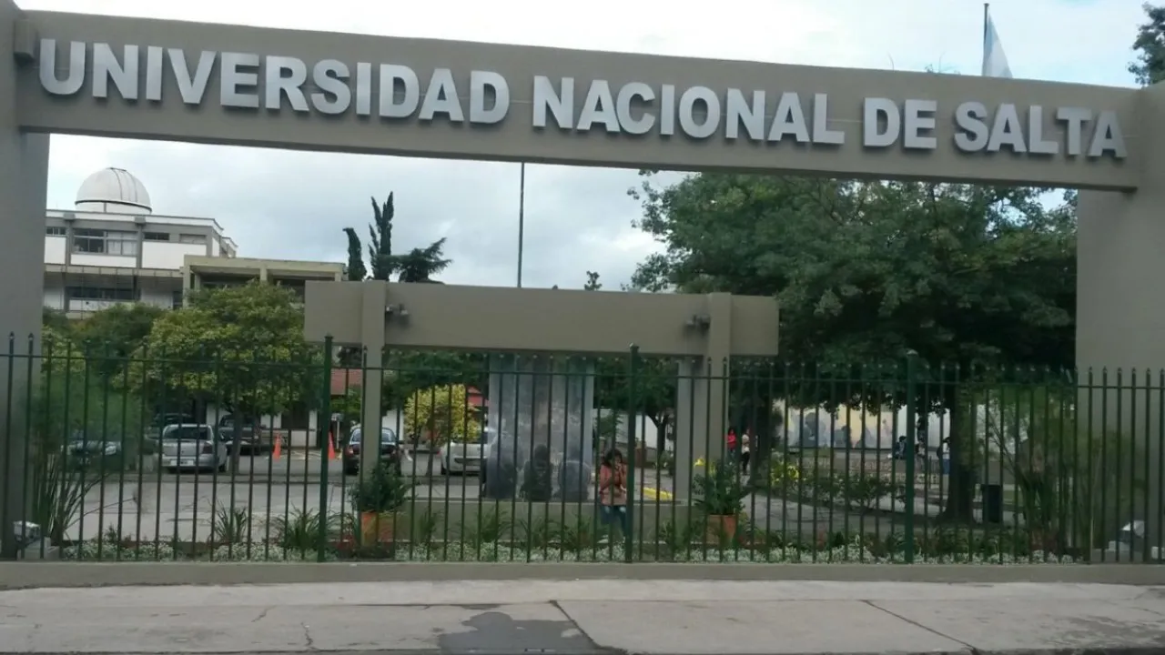 6078543e2d2f5