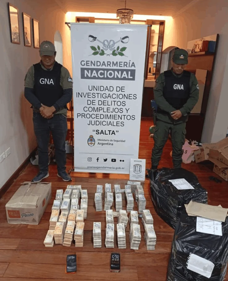 Alanamientos dinero