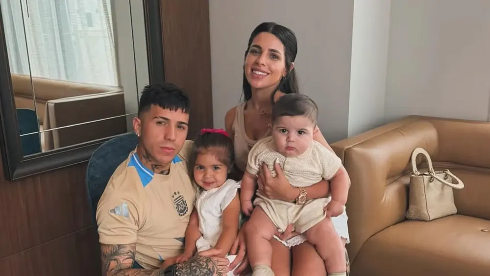 Valentina Cervantes y Enzo Fernández