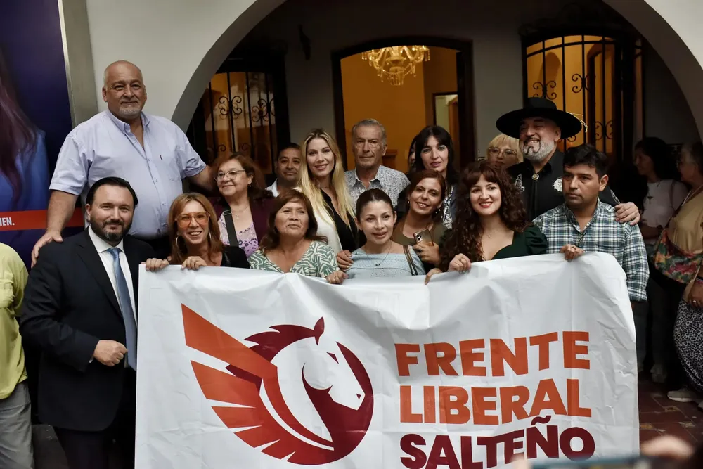 Beto Castillo y su frente liberal