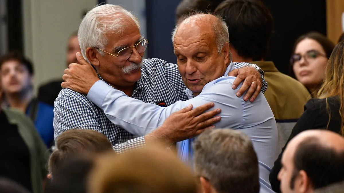 Ley omnibus Carlos Zapata con Hernán Lombardi -foto eliana obregon_1200