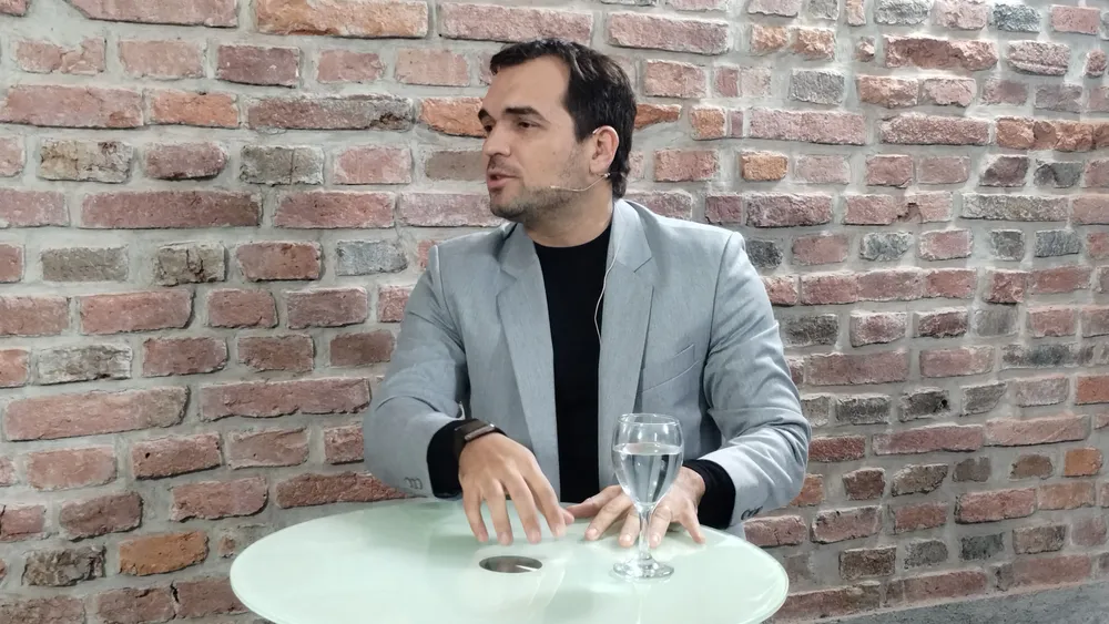 Juan Cruz Cura (2)