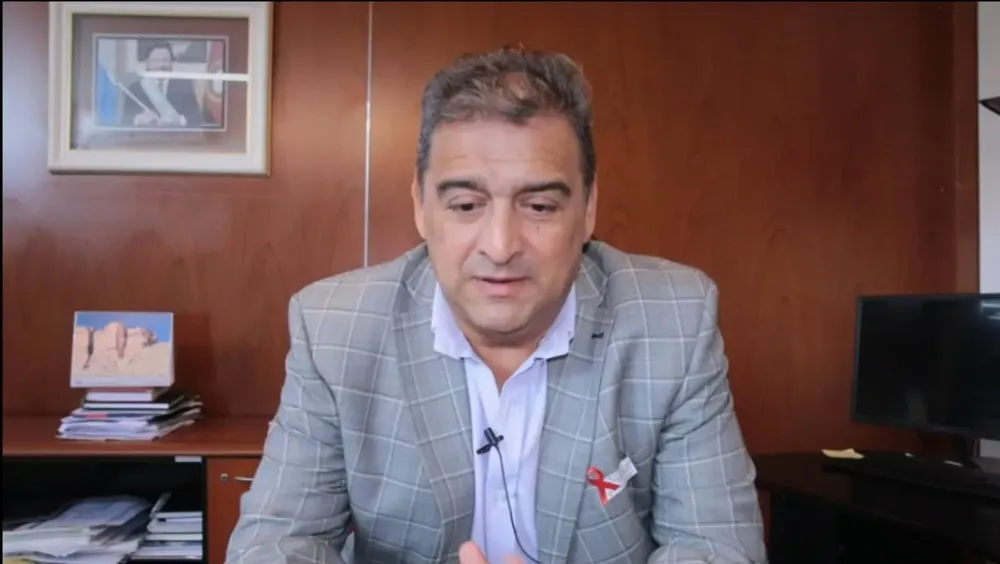 Dr. Federico Mangione